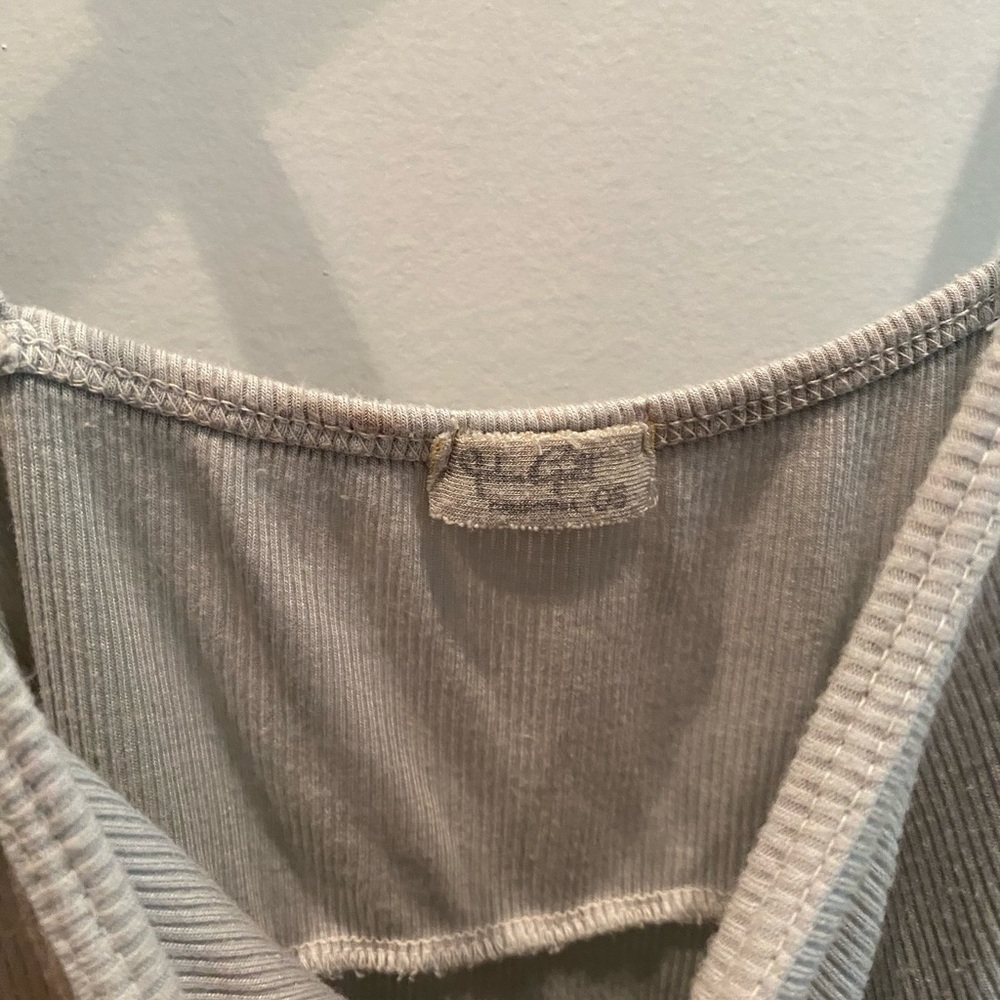 Brandy Melville cropped tank - Picture 3 of 4